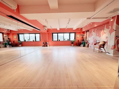 piko hula studio