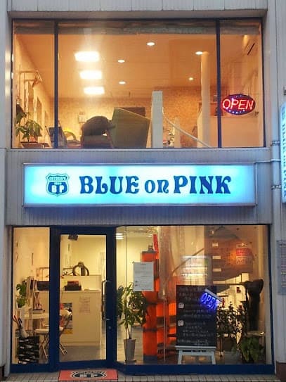 ブルーオンピンク