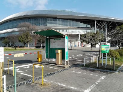 三萩野公園 駐車場