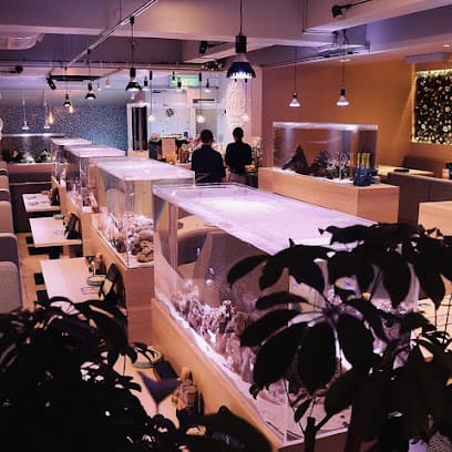 aquarium dining サカナノセカイ 小倉店